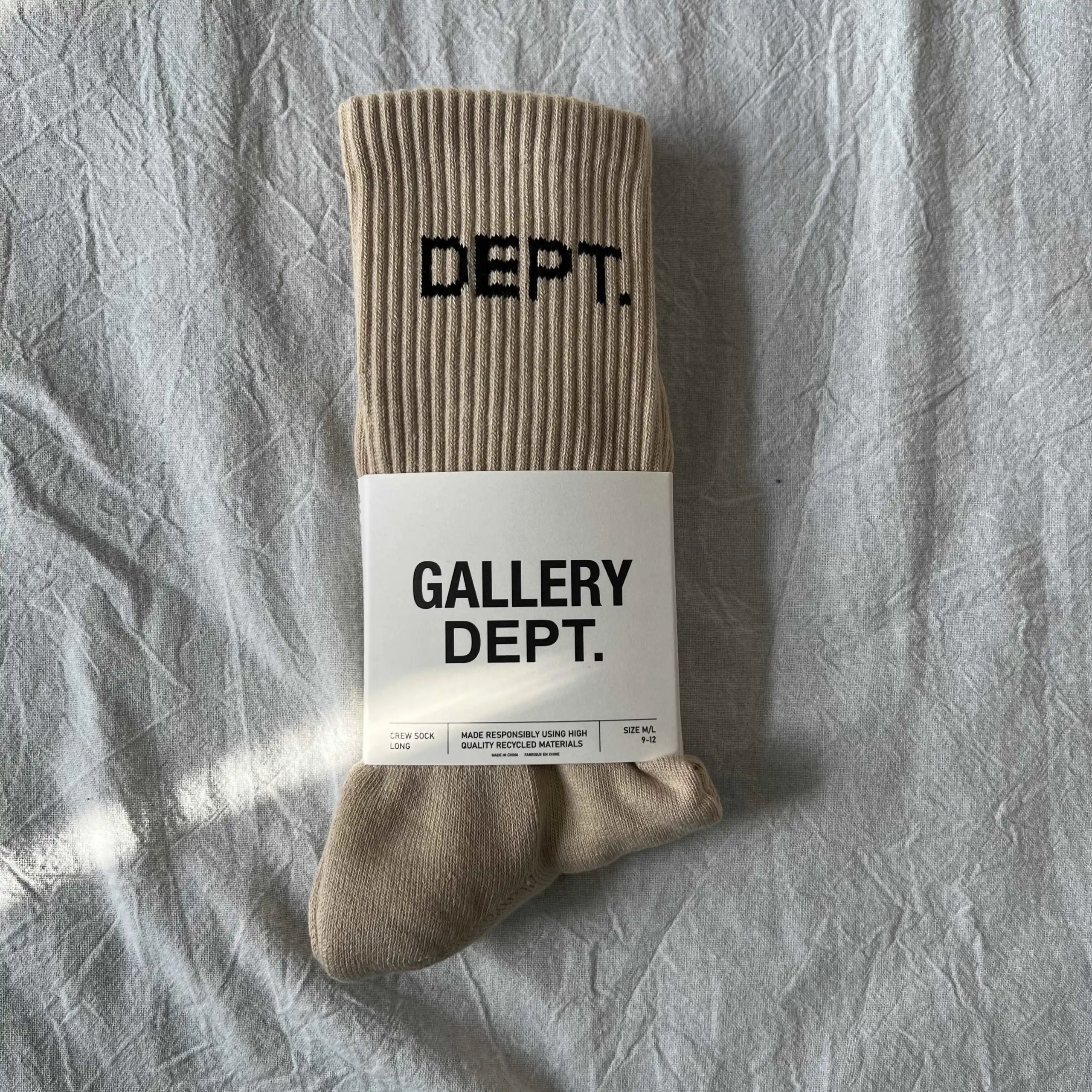 D.E.P.T beige 杏色