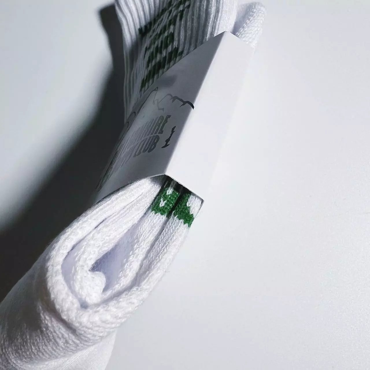 Design HIDDEN EN Future New York Socks White / Green Socks - 12