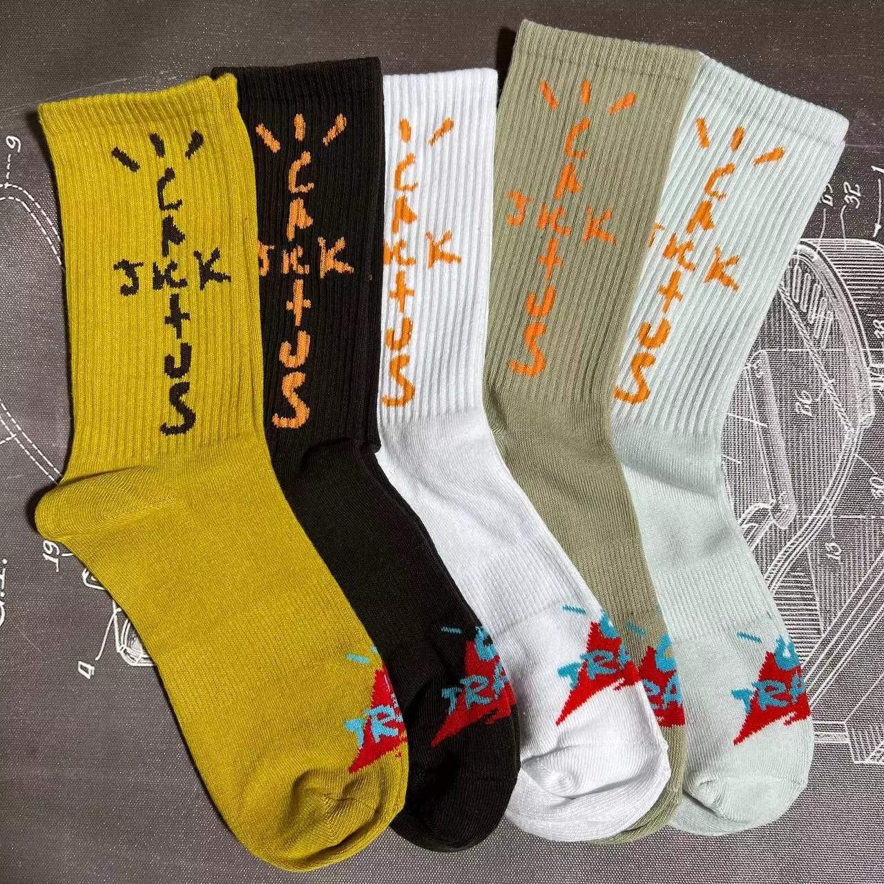 TRAP Socks [1 style]