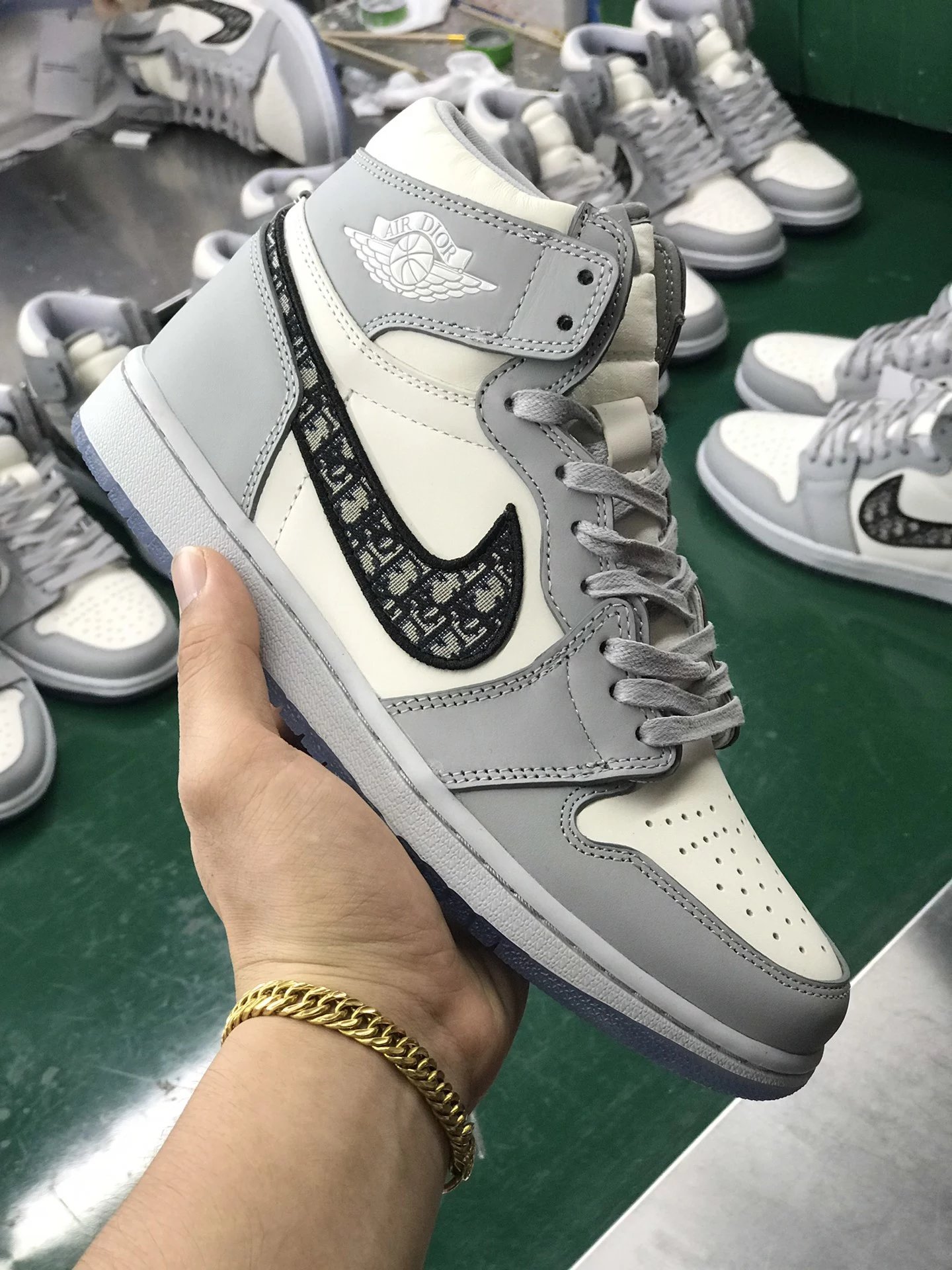 Nike Air Jordan 1 High image 3