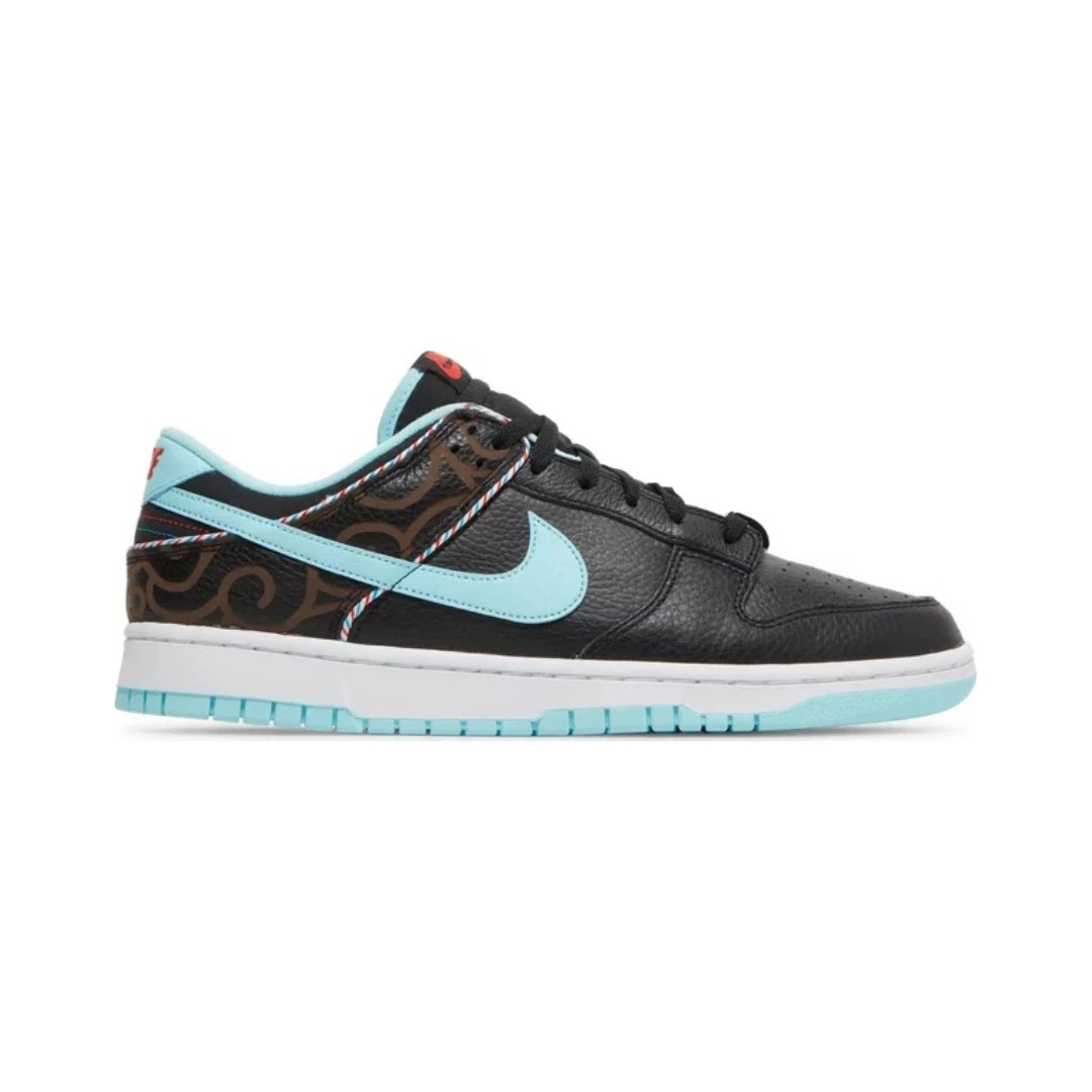 Nike Sneakers Dunk Low — Barber Shop - Black