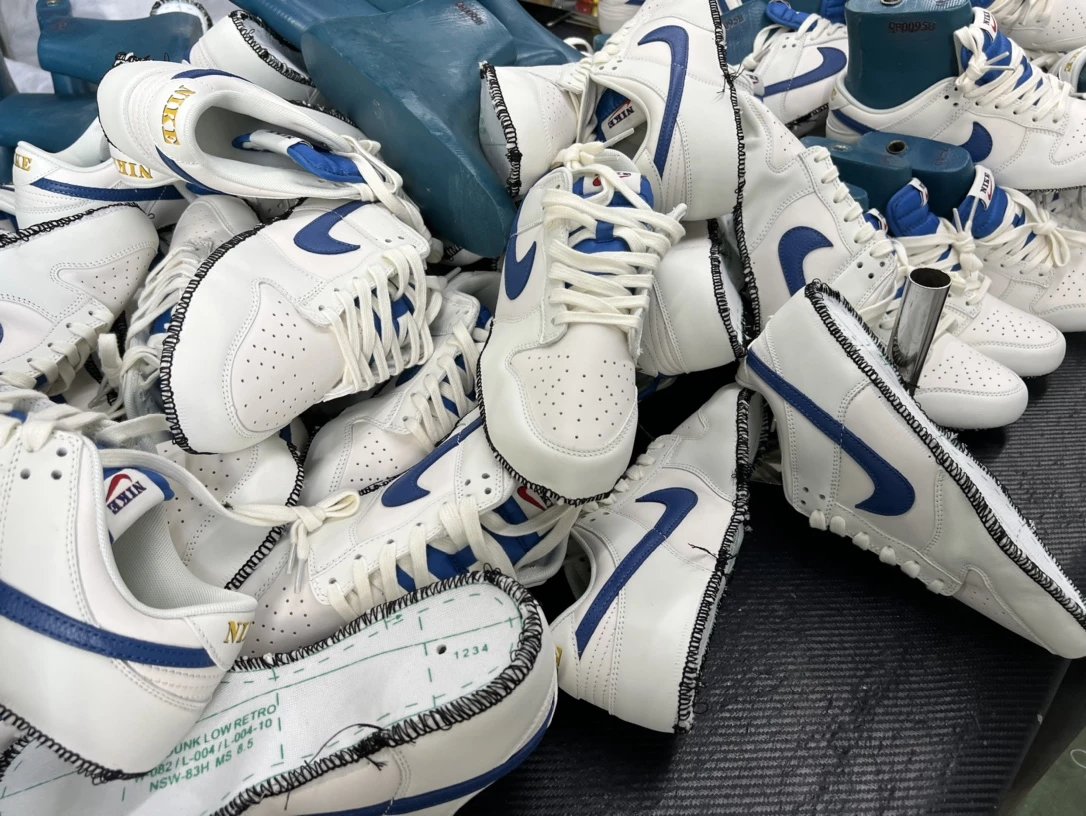 Nike Sneakers Dunk Low image 4