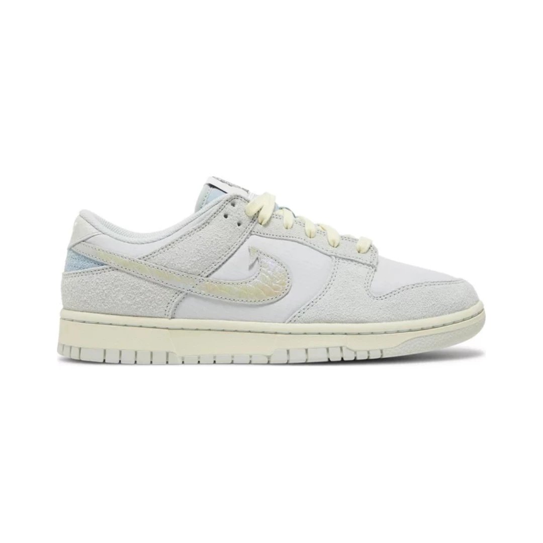Nike Sneakers Dunk Low — Gone Fishing - Chinook Salmon