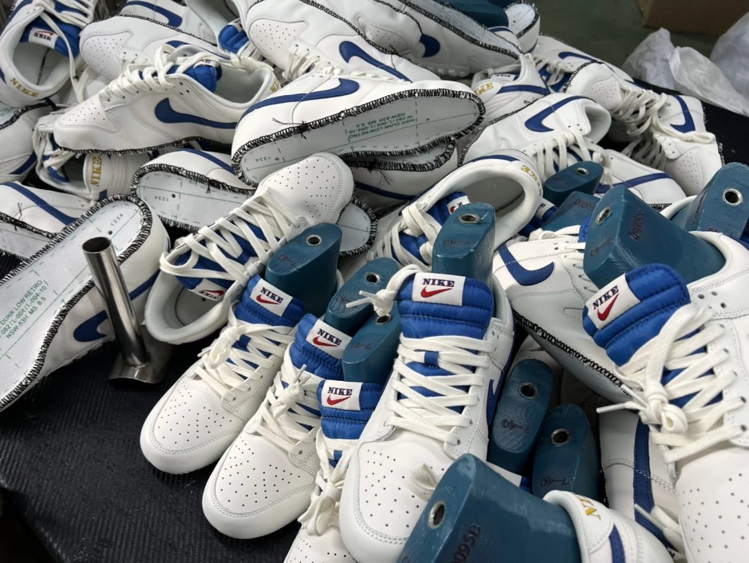 Nike Sneakers Dunk Low image 7