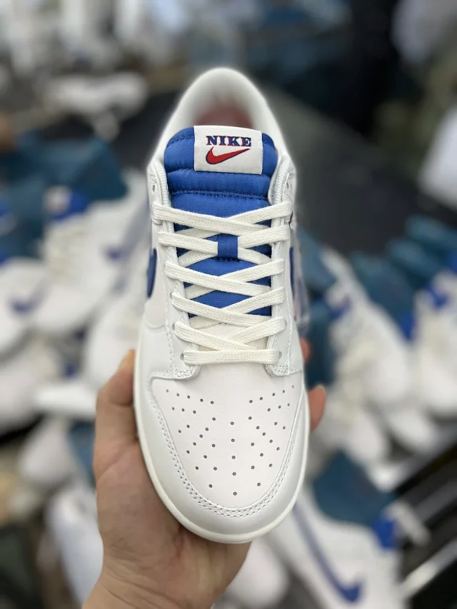 Nike Sneakers Dunk Low product detail image 15