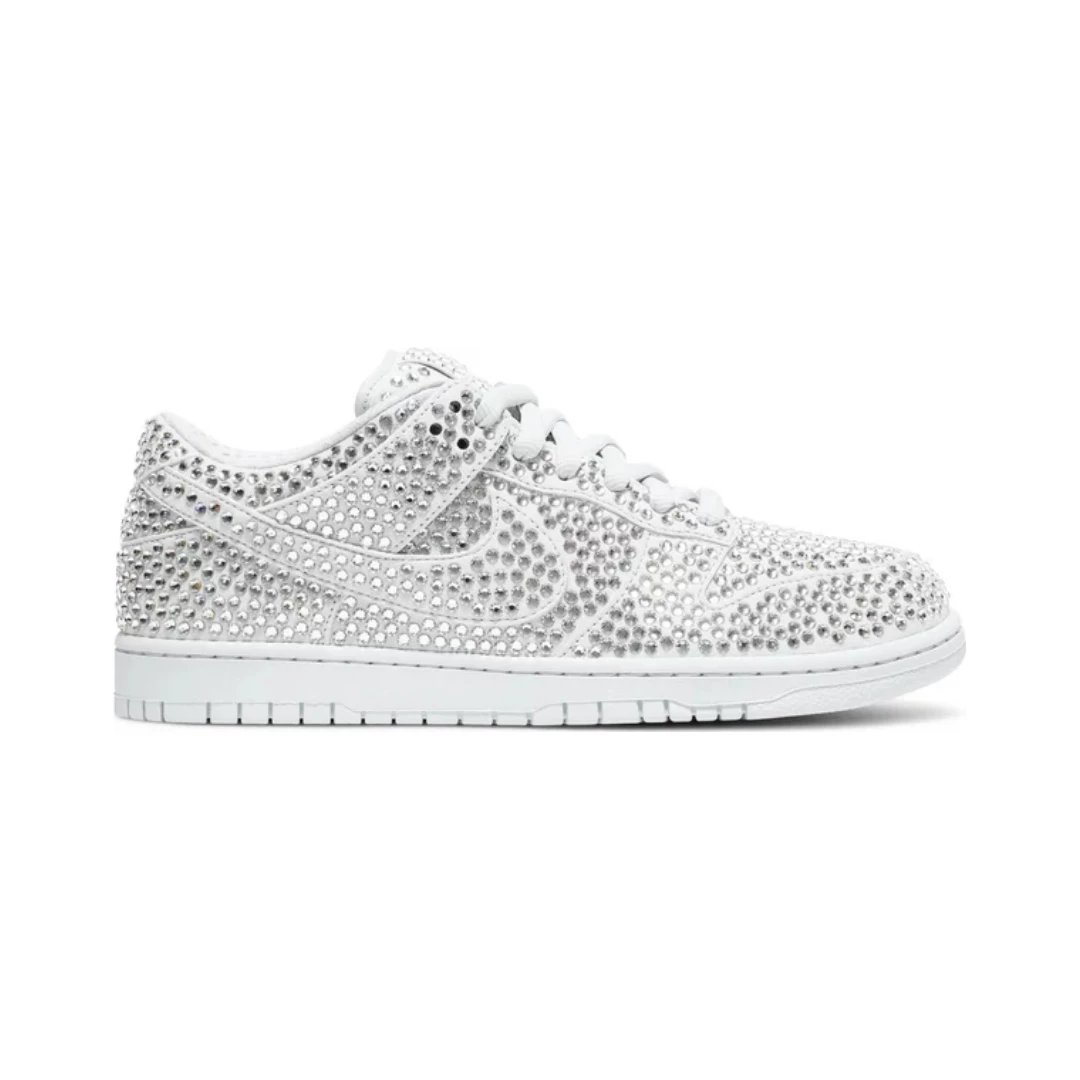 Nike Sneakers Dunk Low — Pure Platinum