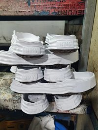 Maison Mihara Yasuhiro — seller photo 5