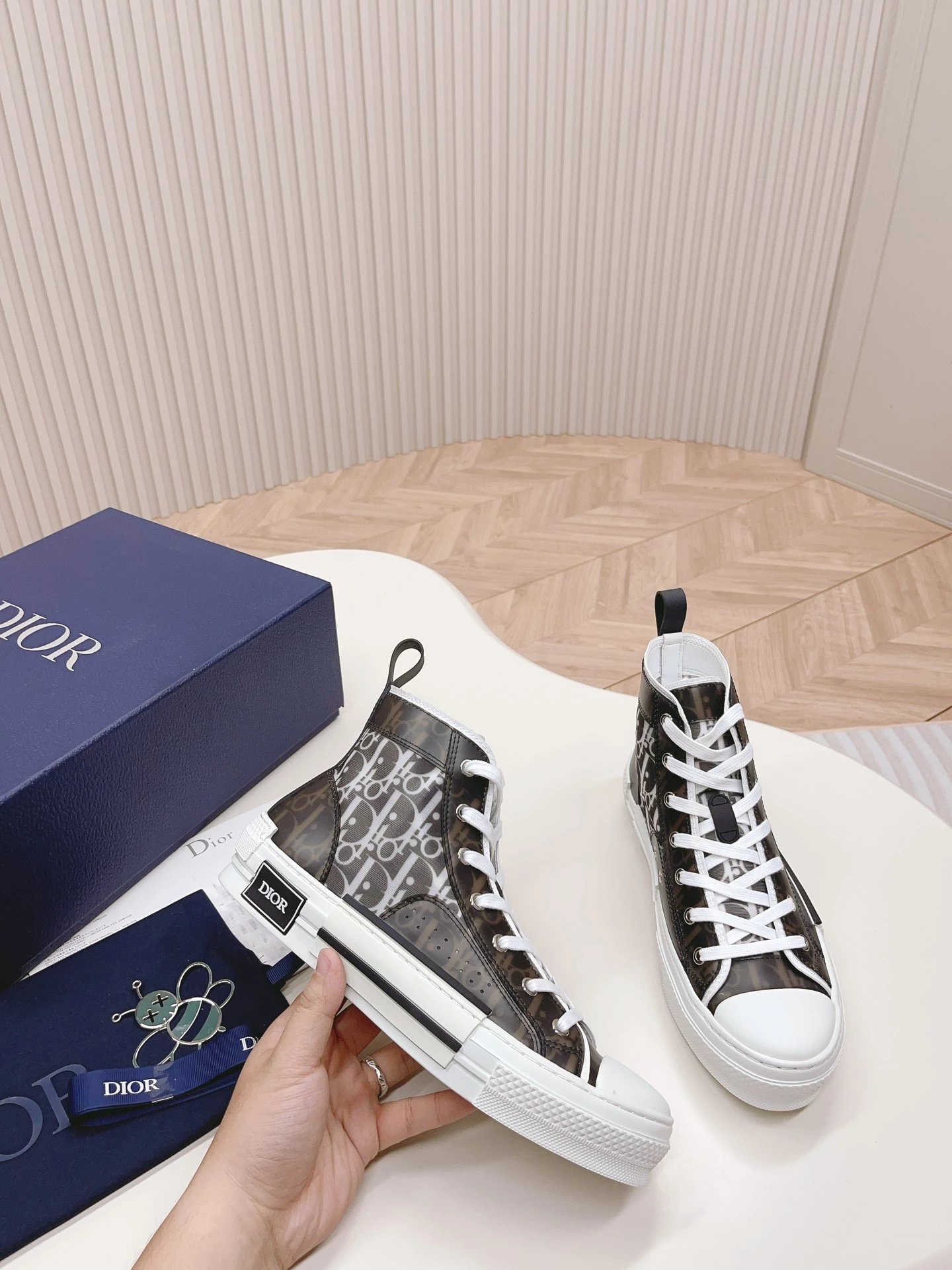 Dior Sneakers B23 High-Top image 9