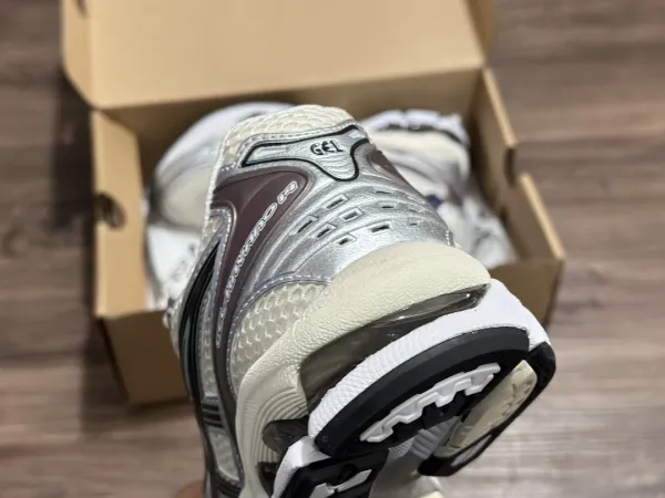 Asics Gel-Kayano 14 Pink Silver Running Shoes - 34