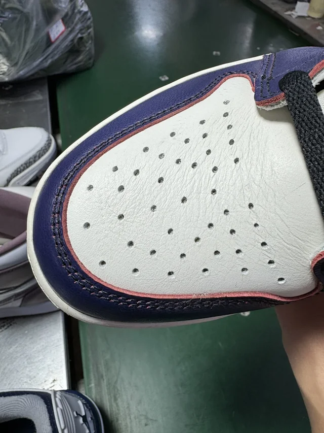 Nike Sneakers Air Jordan 1 High-Top product detail image 7