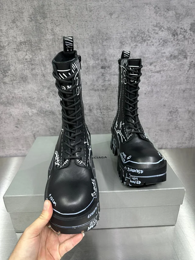 Balenciaga Leather Shoes Bulldozer Derby product detail image 10