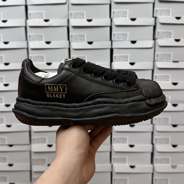 Unbranded Sneakers Low-top canvas with layered distressed rubber sole product detail image 3