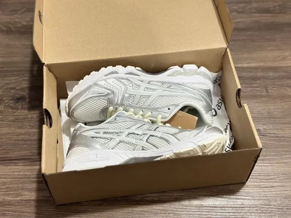 Asics Gel-Kayano 14 Pink Silver Running Shoes - 13