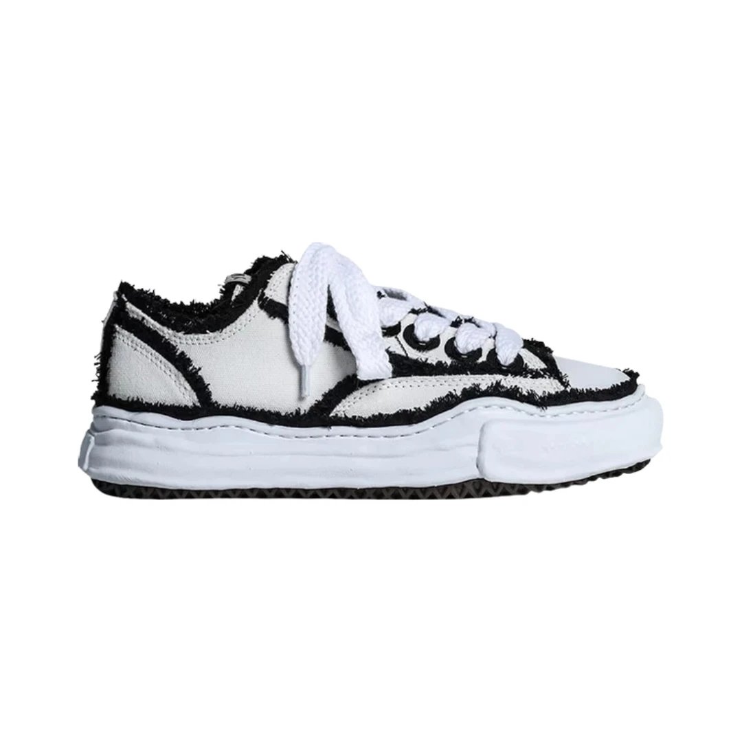 Unbranded Sneakers Low-top canvas with layered distressed rubber sole — Peterson Canvas White Overhanging