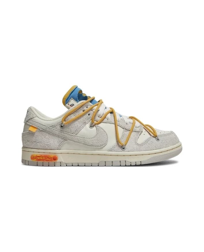 Nike Sneakers Dunk Low x Off-White with exposed lace overlay — Lot 34