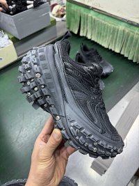 Balenciaga Defendedr — seller photo 2