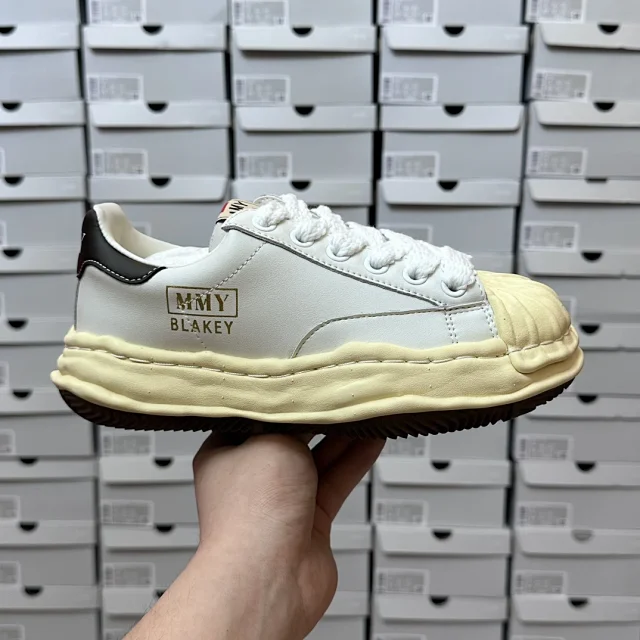 Unbranded Sneakers Low-top canvas with layered distressed rubber sole product detail image 4