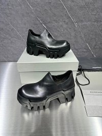 Balenciaga Bulldozer — seller photo 2