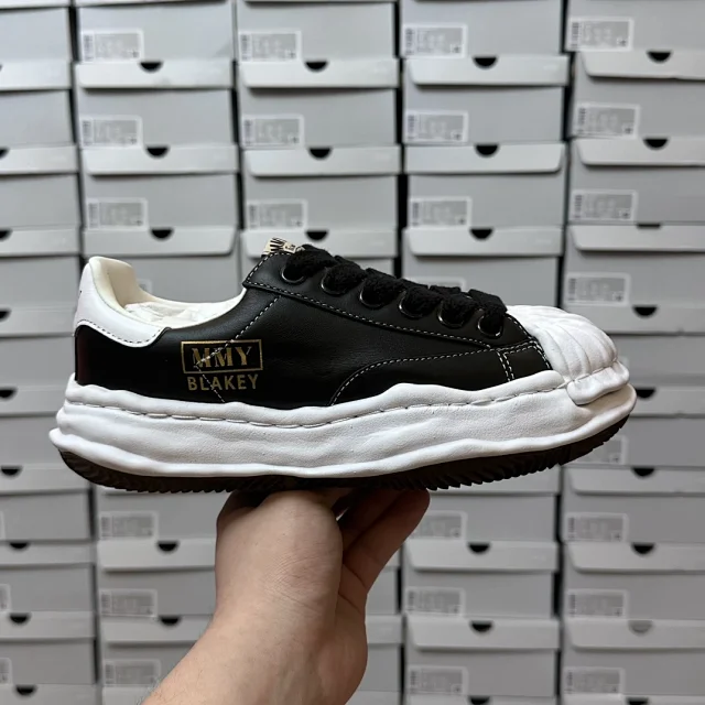 Unbranded Sneakers Low-top canvas with layered distressed rubber sole product detail image 2