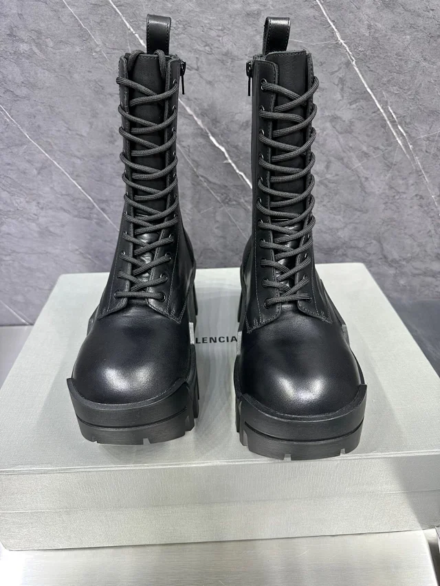 Balenciaga Leather Shoes Bulldozer Derby product detail image 9