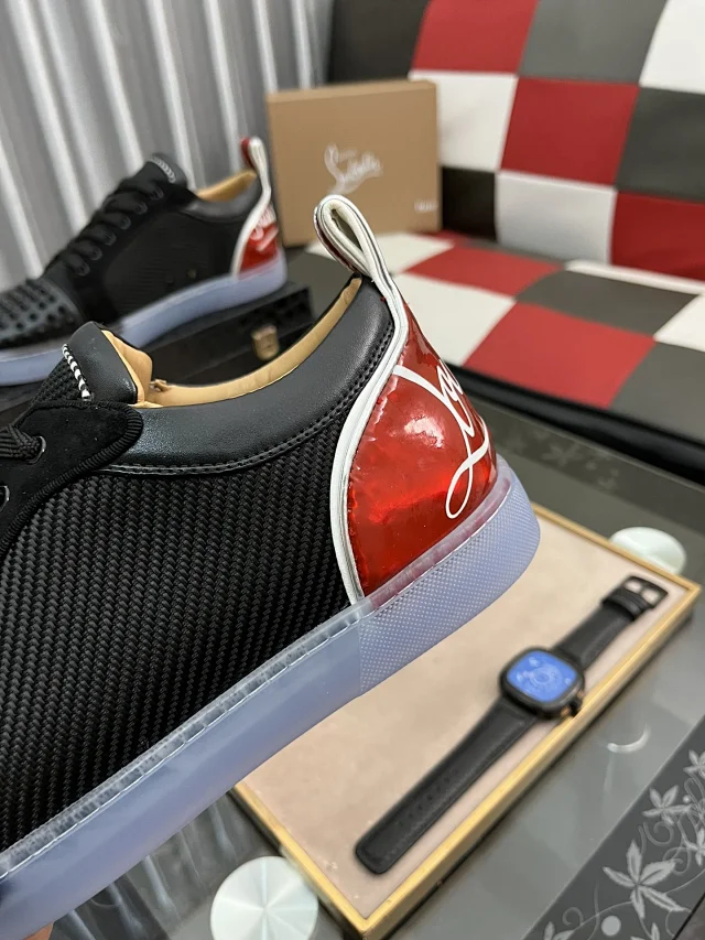 Christian Louboutin Sneakers Louis Junior Spikes low-top product detail image 72