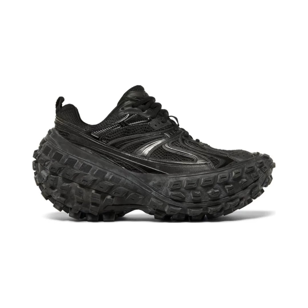 Balenciaga Defendedr