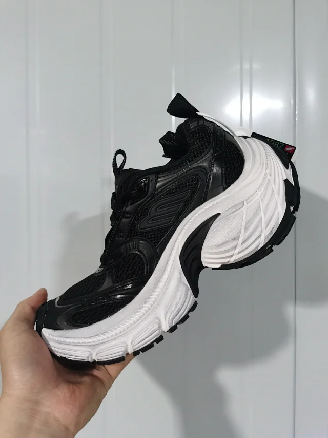 Balenciaga 6XL / 10XL product detail image 19