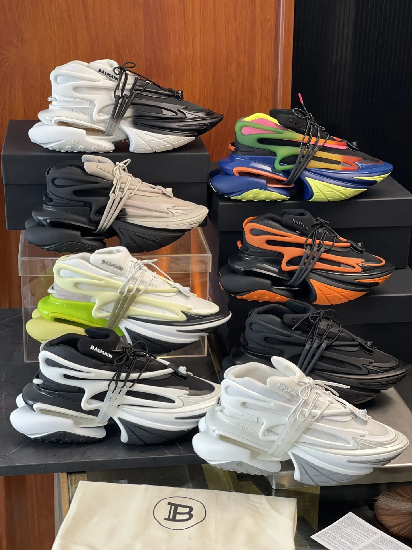 BALMAIN B22 Sneakers [27 style