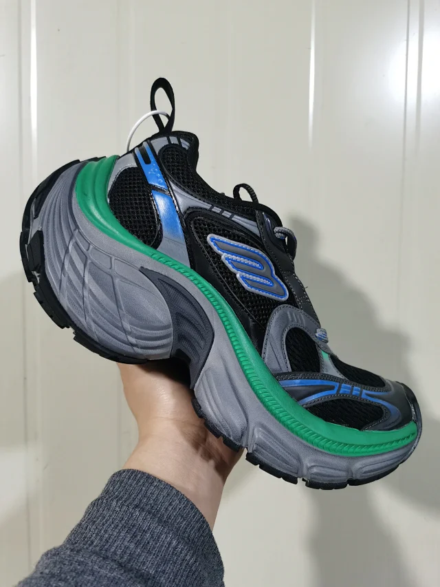 Balenciaga 6XL / 10XL product detail image 24