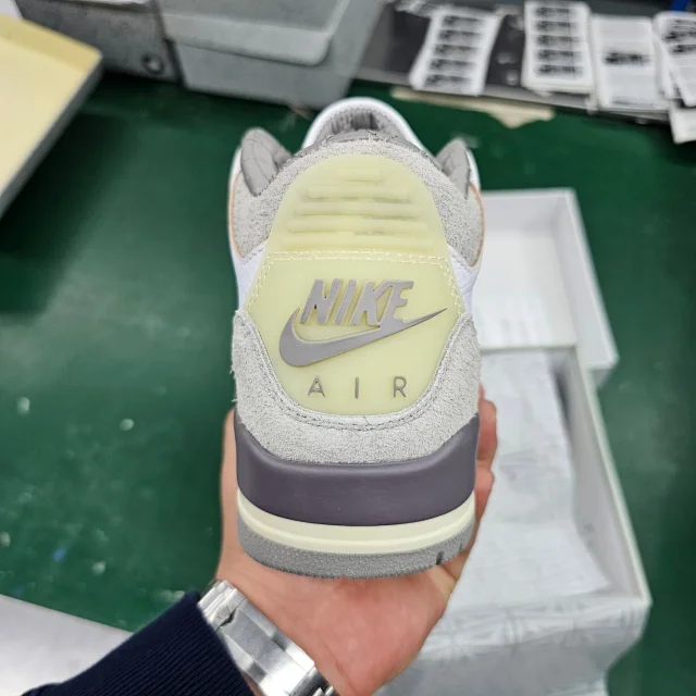 Jordan Sneakers Air 3 product detail image 8