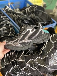 Balenciaga 3XL — seller photo 2