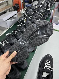 Balenciaga Triple S — seller photo 9