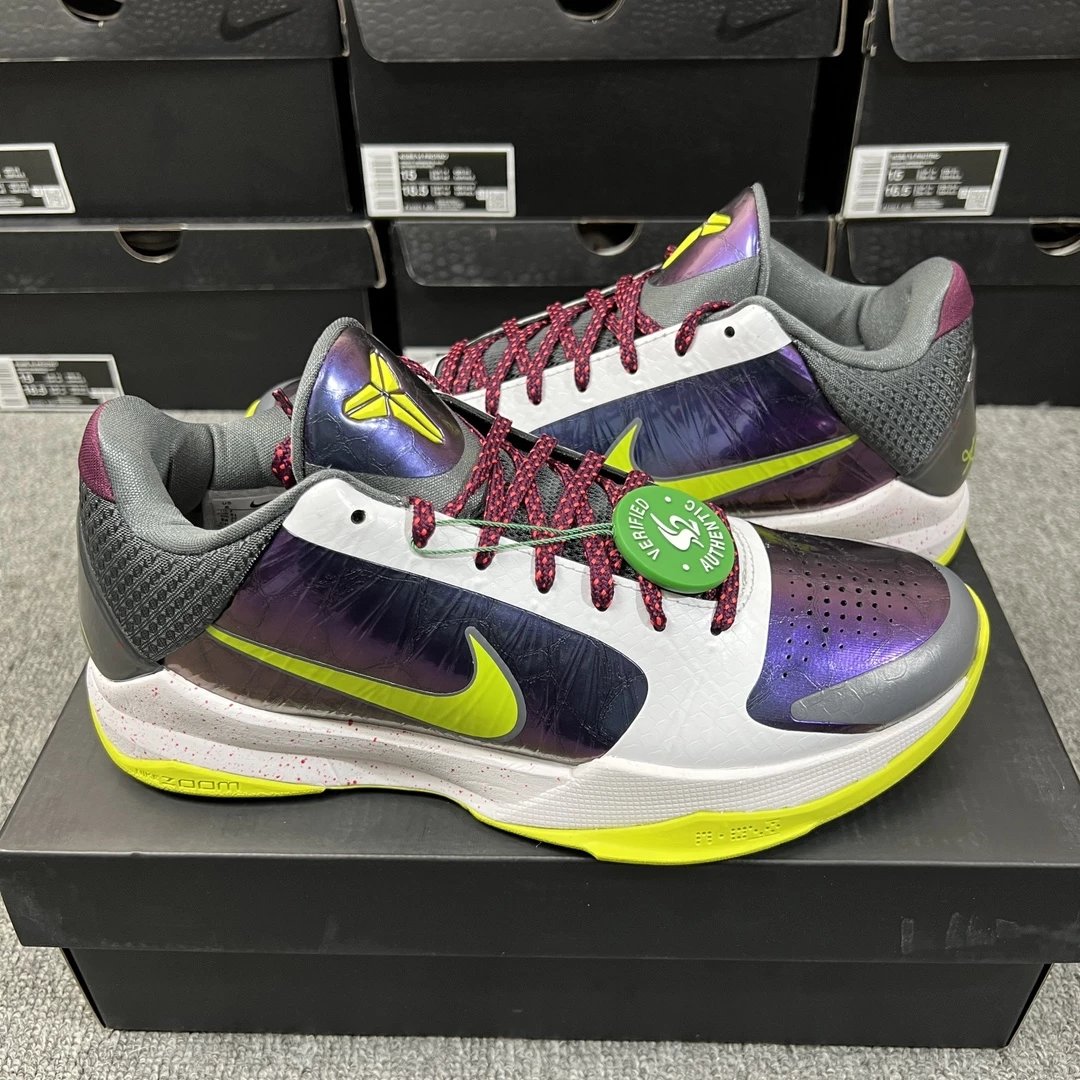 Nike Sneakers Kobe 5 Basketball image 4