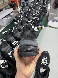 Balenciaga Triple S — seller photo 8