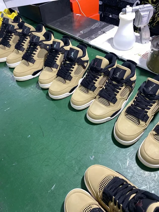 Jordan Sneakers Air 4 product detail image 30