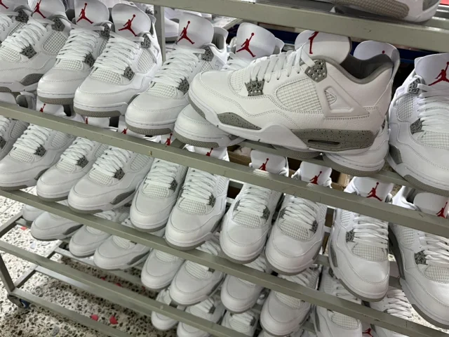 Jordan Sneakers Air 4 product detail image 21