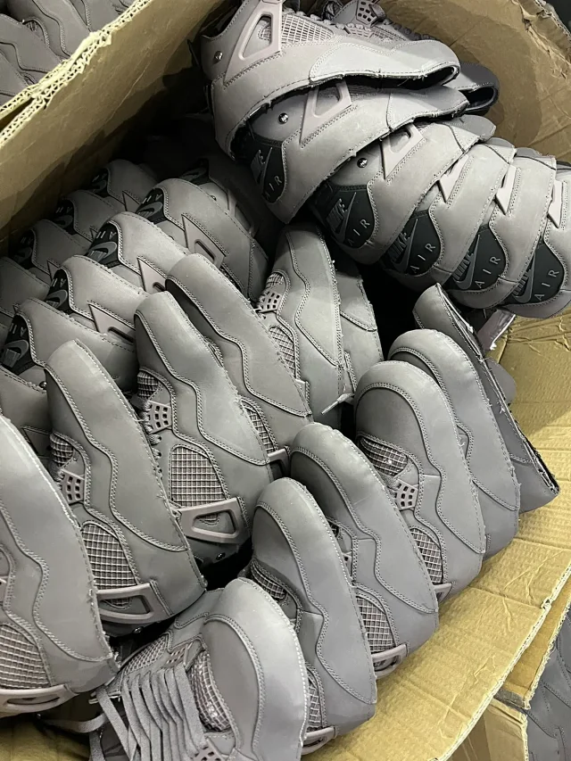 Jordan Sneakers Air 4 product detail image 31