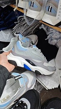 Dior B22 — seller photo 2