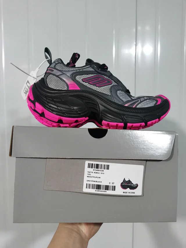 Balenciaga 6XL / 10XL product detail image 35