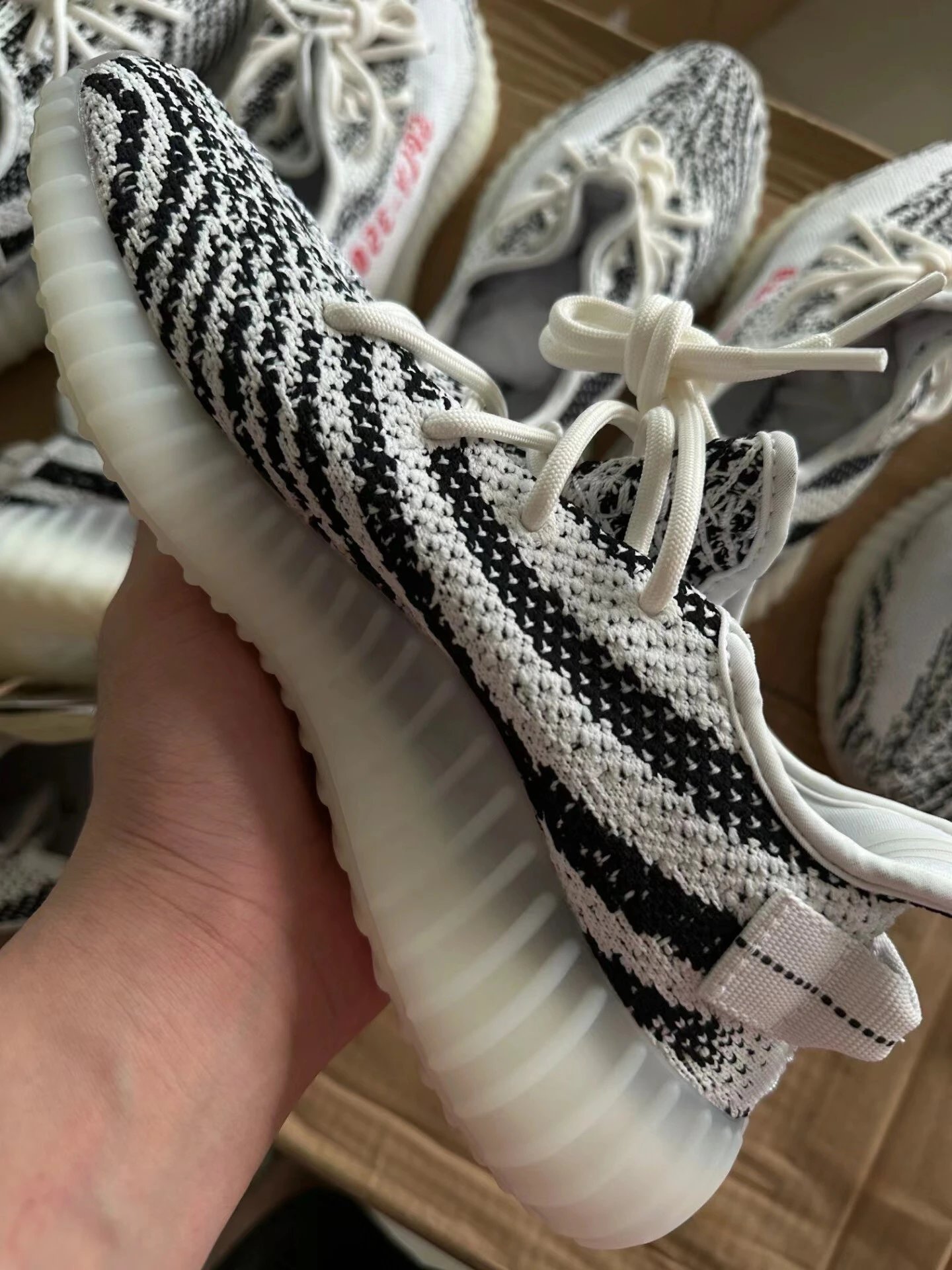 Yy 350 V2 基础配色12有其他配色 13