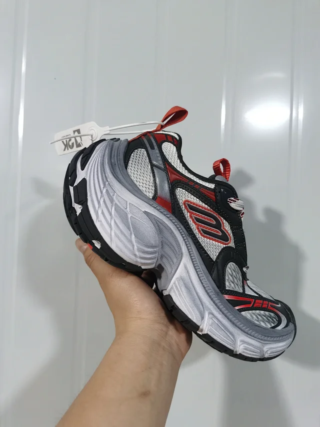 Balenciaga 6XL / 10XL product detail image 21