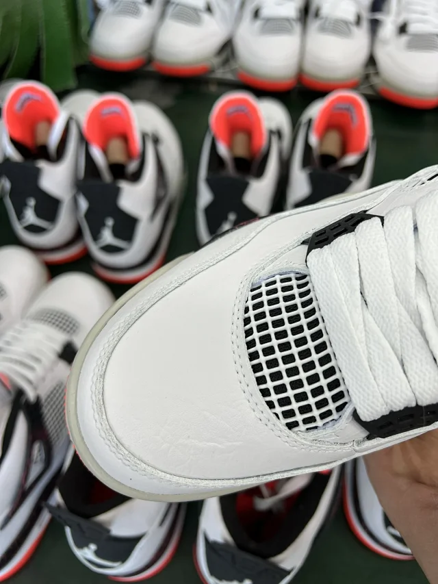 Jordan Sneakers Air 4 product detail image 9