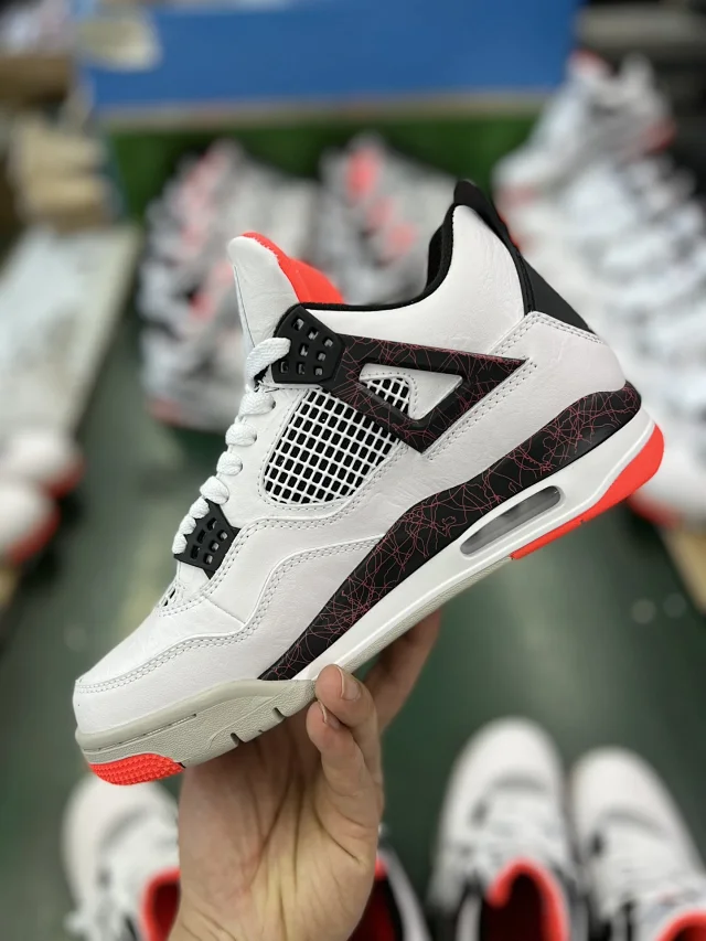 Jordan Sneakers Air 4 product detail image 4