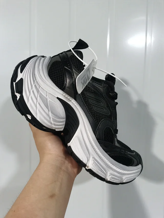 Balenciaga 6XL / 10XL product detail image 18