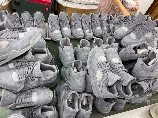 Jordan Sneakers Air 4 product detail image 34