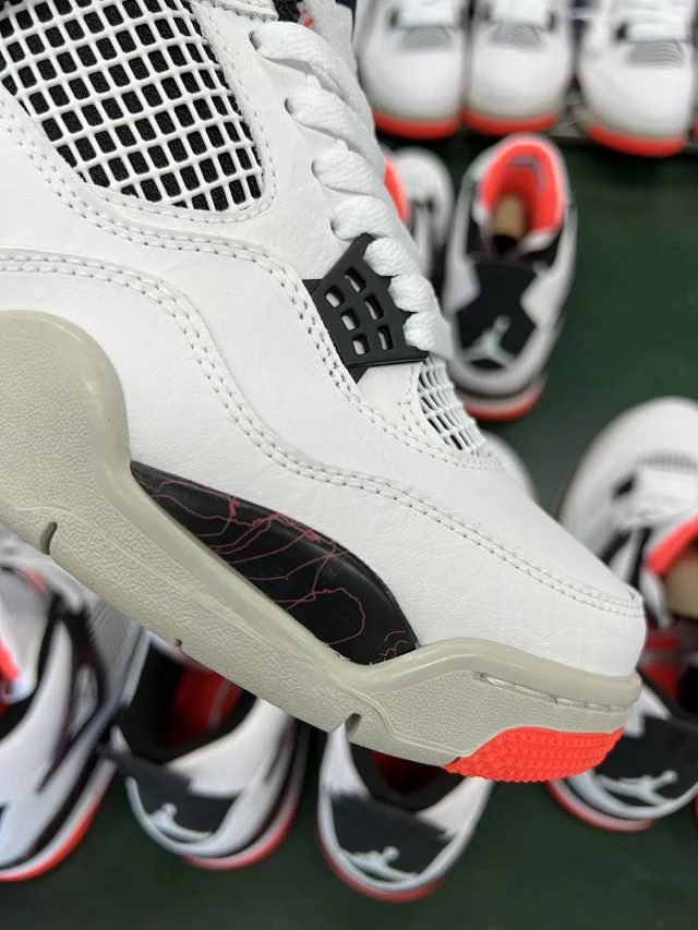 Jordan Sneakers Air 4 product detail image 7