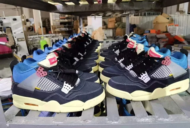 Jordan Sneakers Air 4 product detail image 32