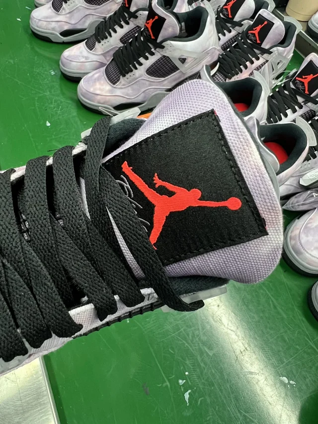 Jordan Sneakers Air 4 product detail image 17
