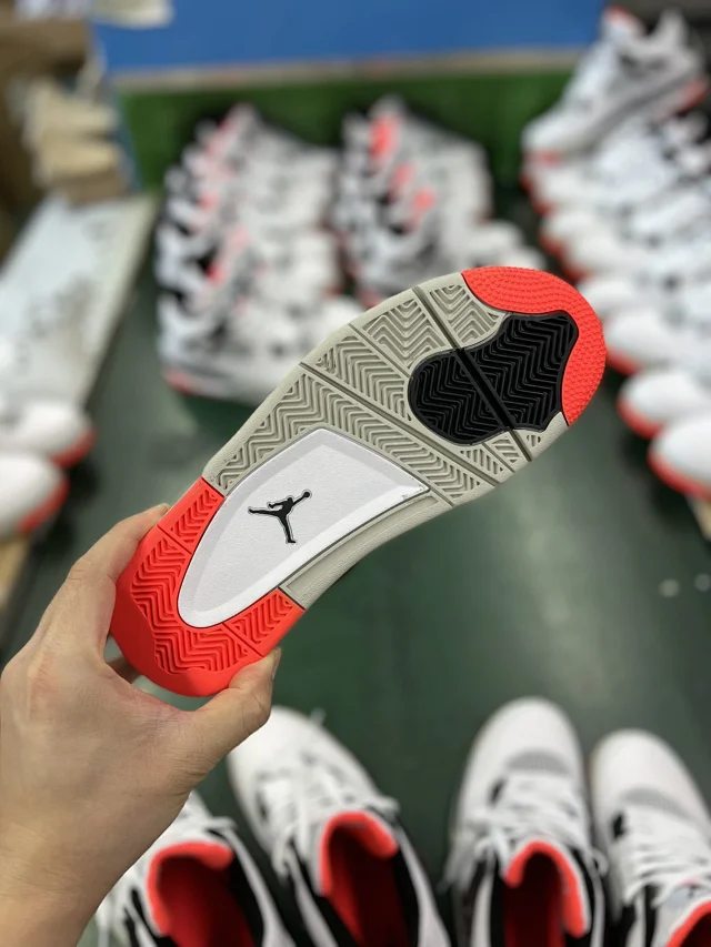 Jordan Sneakers Air 4 product detail image 6