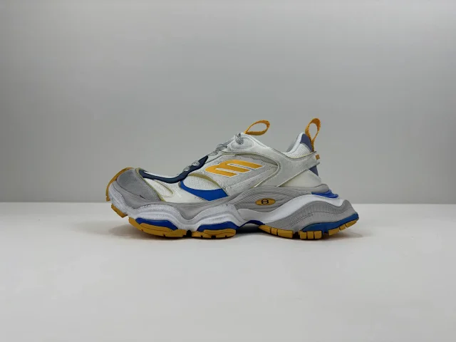 Balenciaga Sneakers Cargo Sneaker product detail image 2